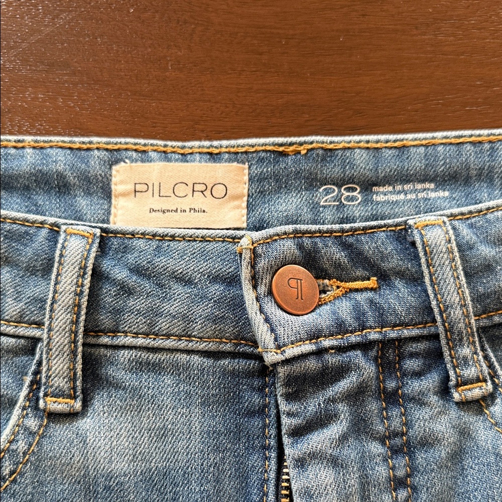 The Kenna Mid-rise Heritage Barrel Jeans by Pilcro /Anthropologie - Picture 5 of 6